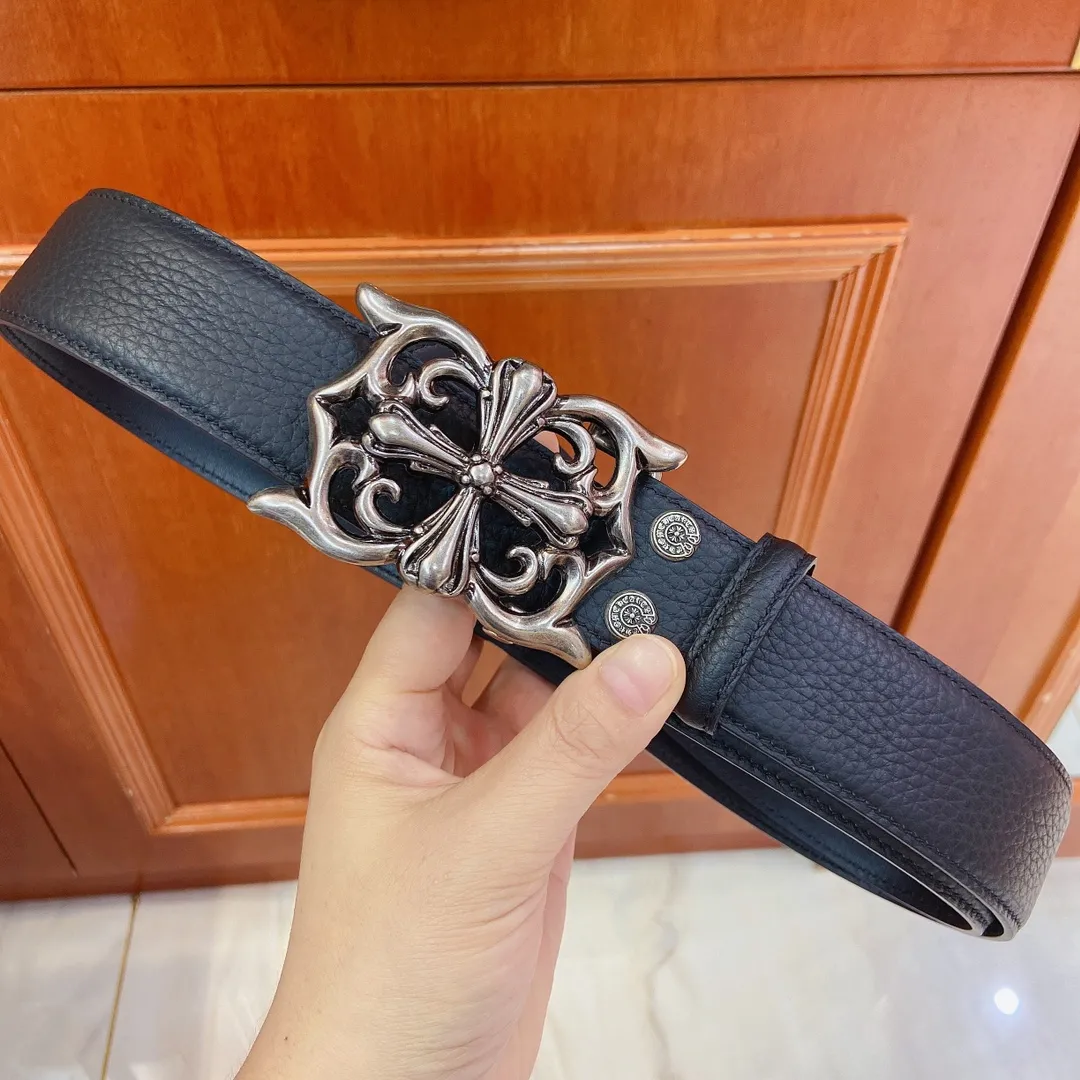 💰480💰Full package💰 💍Purchasing level 𝐂𝐡𝐫𝐨𝐦𝐞𝐇𝐞𝐚𝐫𝐭𝐬 Crow Heart Detachable model, fine hardware and first-layer lychee leather belt, very cool. Width 3.8cm